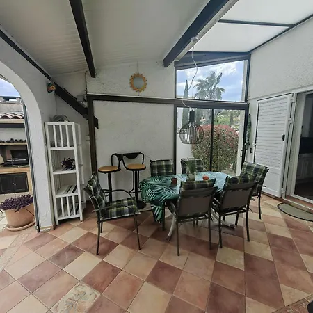 Plain-pied Avec Piscine Chauffee, Bbq, Parking, 3 Pour 6 Pers., - Fr-1-607-195 Agde