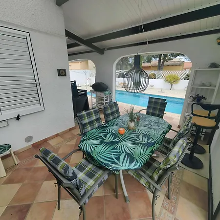 Βίλα Plain-pied Avec Piscine Chauffee, Bbq, Parking, 3 Pour 6 Pers., - Fr-1-607-195 *